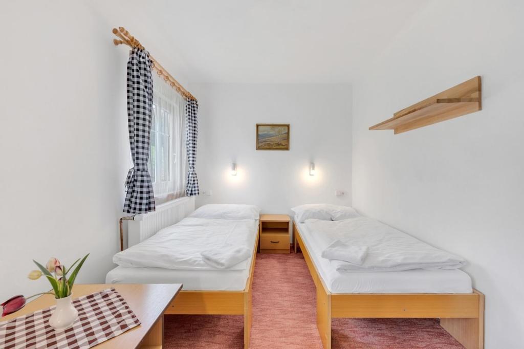 Hotel Martinova Bouda Benecko Esterno foto